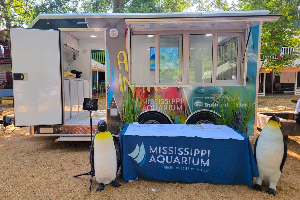 Mobile Aquarium Display Trailer