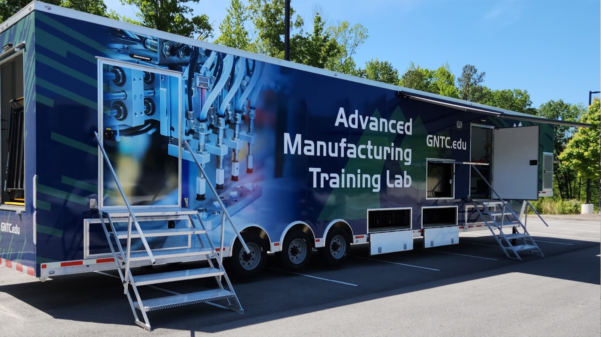 GA Northwestern Tech College Lab Trailer